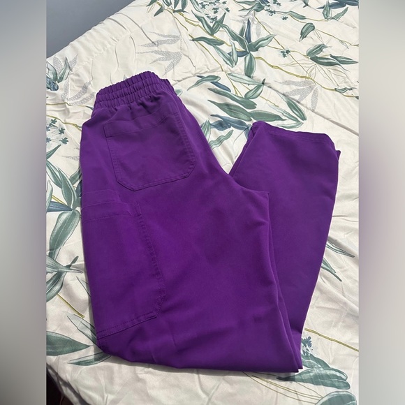 Figs magic purple yola pants limited edition - Picture 3 of 3